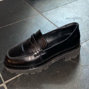 L’intrevall loafers